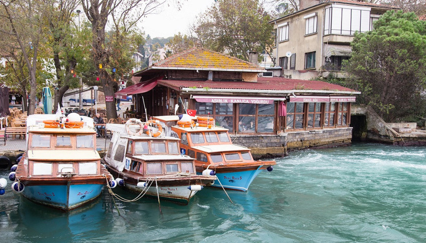 Vapurdan inince başlayan semt Vapurdan inince başlayan semt