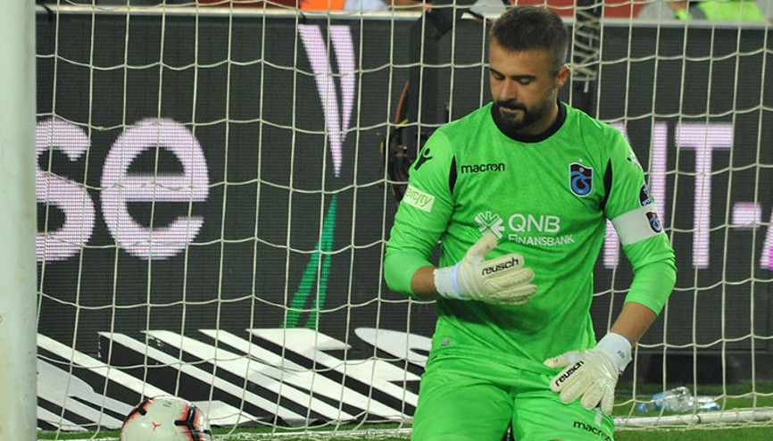 Onur Kıvrak futbolu bıraktığını açıkladı