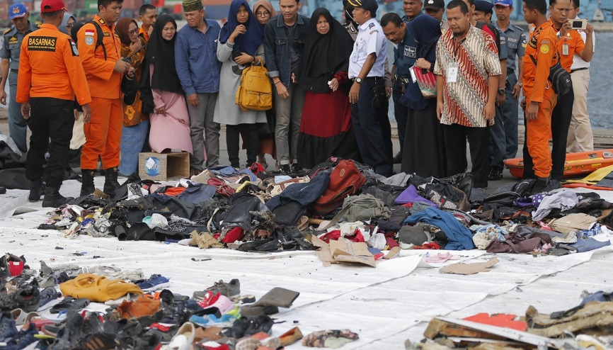 Endonezyada denize düşen uçağın ikinci karakutusu bulundu