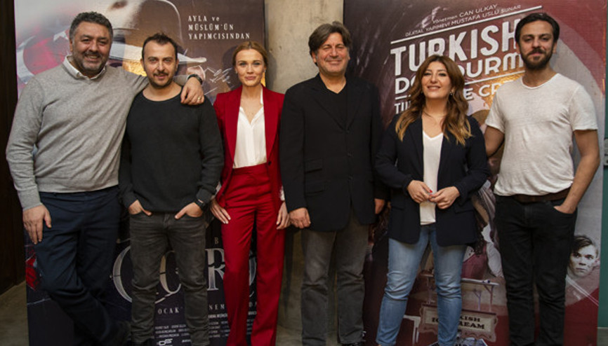 İki savaş filmi birden