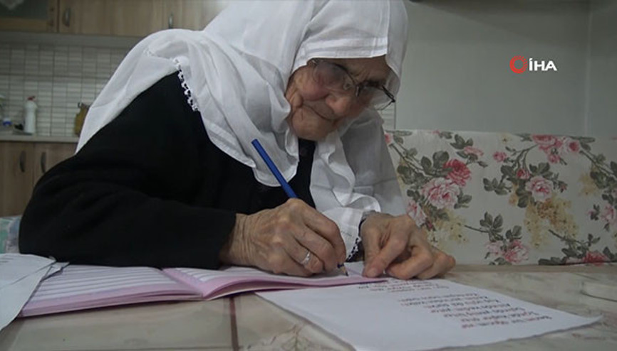 85 yaşında okuma yazma öğrendi