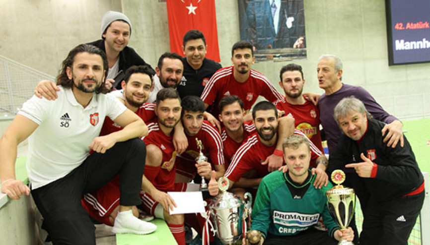 Atatürk Kupasını Mannheim Türkspor kazandı