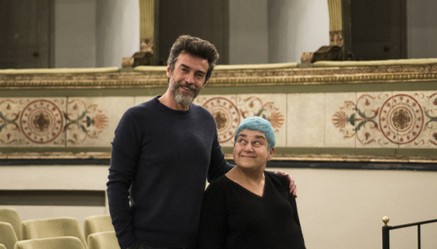 Serra Yılmaz yeni oyunuyla İtalyada