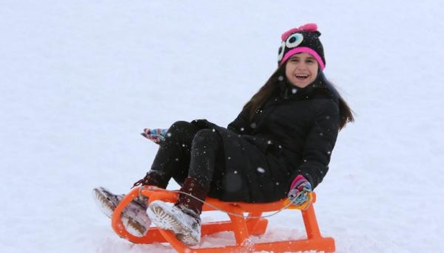 Akdağ Kayak Merkezinde tatil yoğunluğu