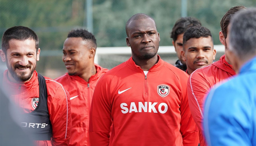 Moussa Sow ilk idmanına çıktı