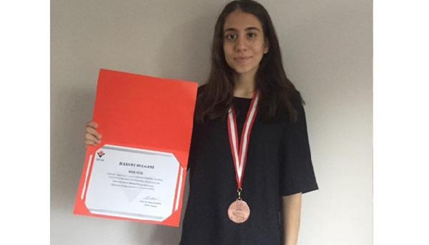 Fen lisesi öğrencisi Ulusal Bilim Olimpiyatları’ndan bronz madalya kazandı