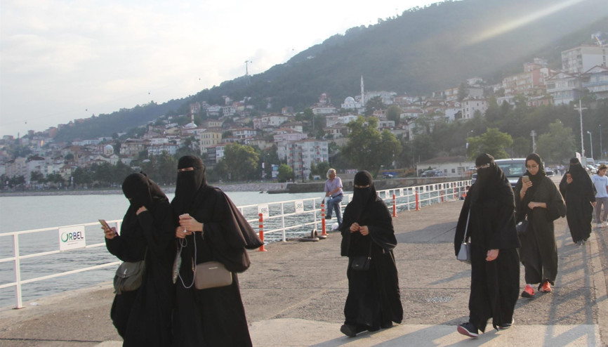 Orta Doğu ve Kuzey Afrikadan akın ettiler: Konut ve fındık bahçesine yoğun talep Orta Doğu ve Kuzey Afrikadan akın ettiler: Konut ve fındık bahçesine yoğun talep