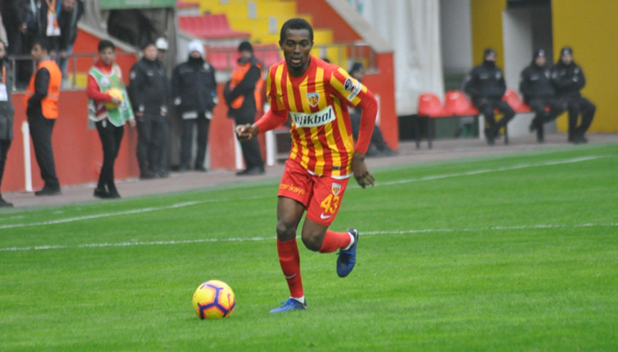 Tahkimden Mensah ve Cihat Arslan açıklaması