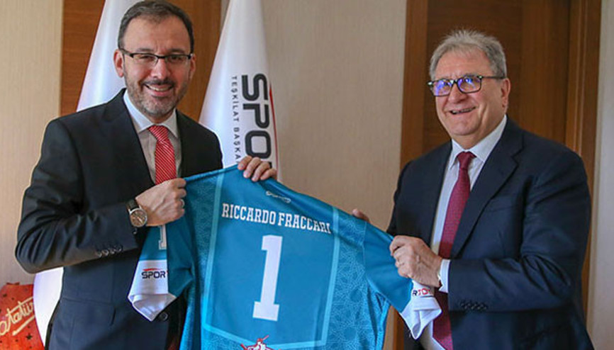 Bakan Kasapoğlunun konuğu Riccardo Fraccari
