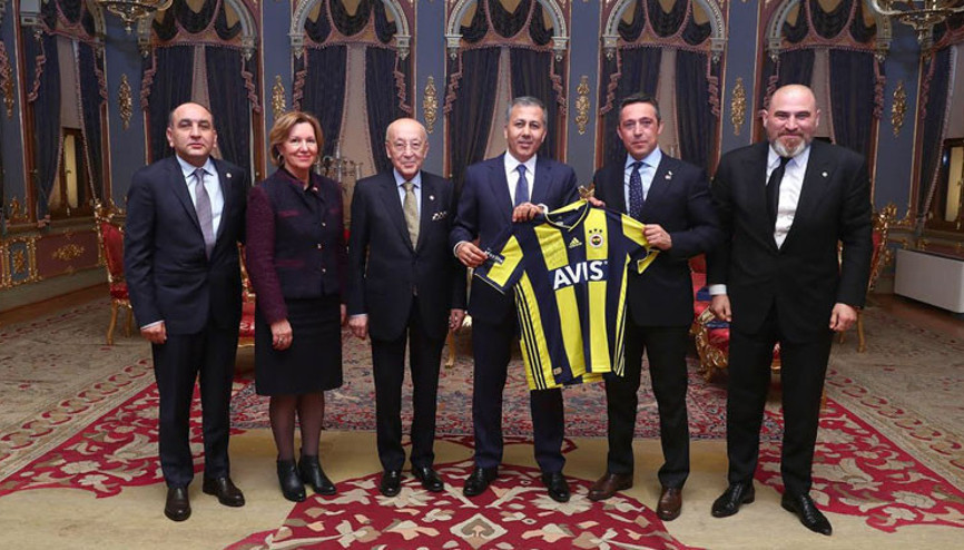 Ali Koçtan Vali Yerlikayaya ziyaret