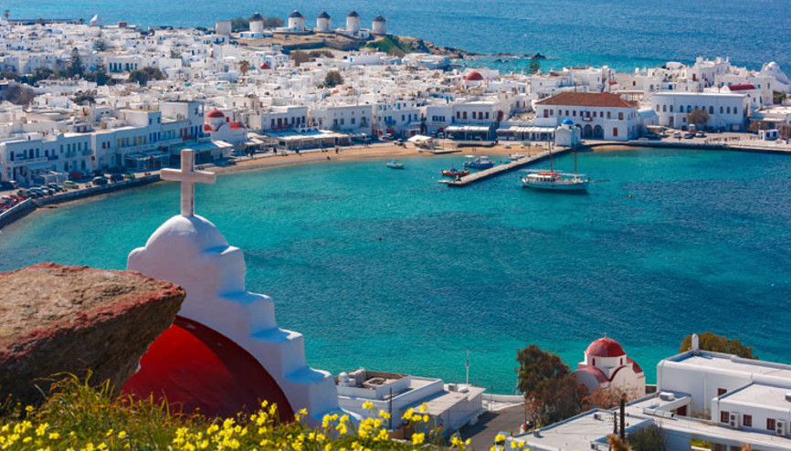 Yunanistan iki büyük marinasını satıyor