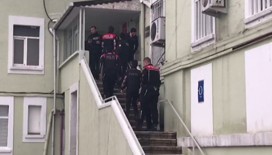 Kasımpaşa Askeri Deniz Hastanesinde silahlı kişi hareketliliği