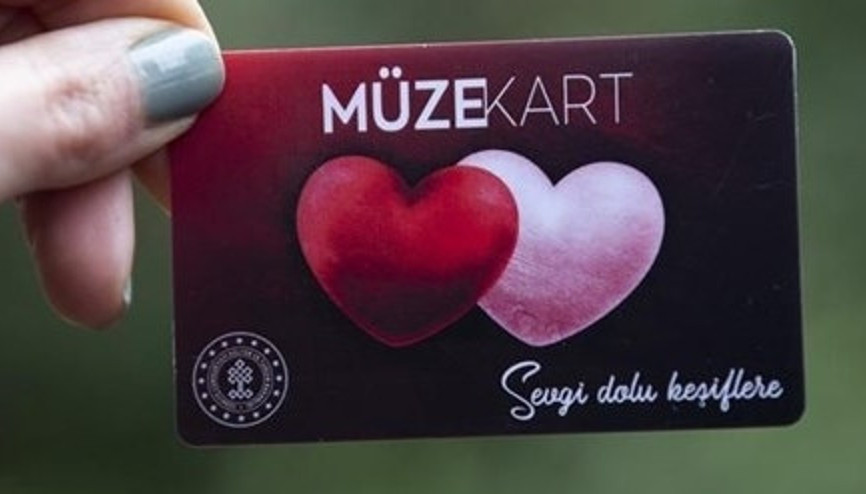 Sevgililere sınırsız müze girişi