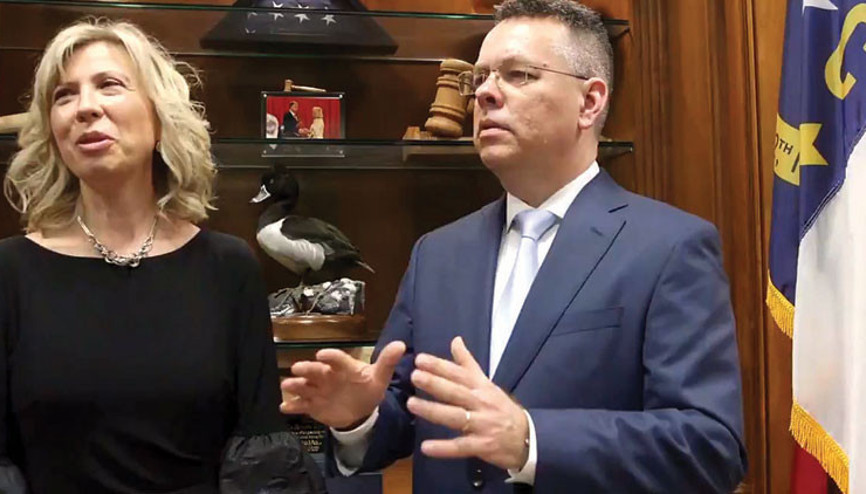 SDG’li İlham Ahmed ve Rahip Brunson’a özel davet SDG’li İlham Ahmed ve Rahip Brunson’a özel davet