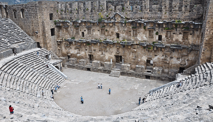 Aspendos dünya arenasında Aspendos dünya arenasında