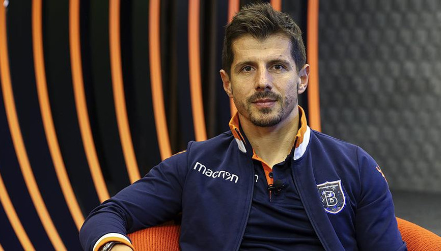 FETÖ soruşturmasında yeni gelişme Emre Belözoğlunun banka hesapları incelemeye alındı FETÖ soruşturmasında yeni gelişme Emre Belözoğlunun banka hesapları incelemeye alındı