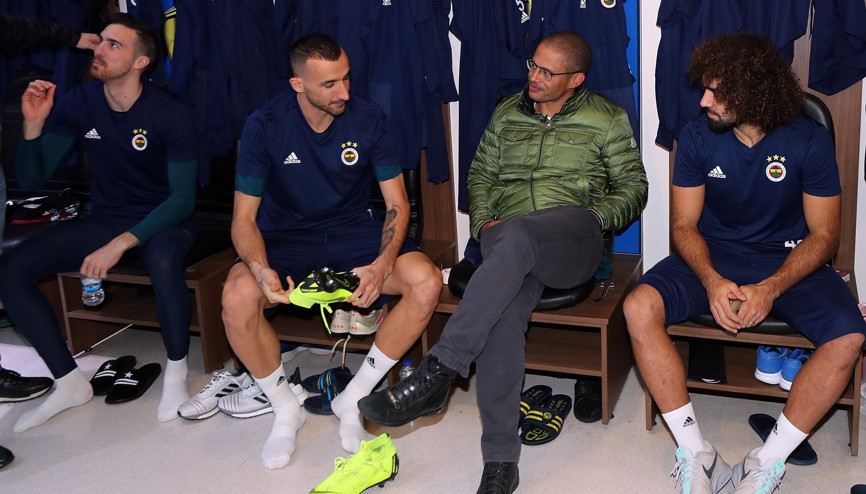 Alex de Souza eski takım arkadaşlarıyla hasret giderdi