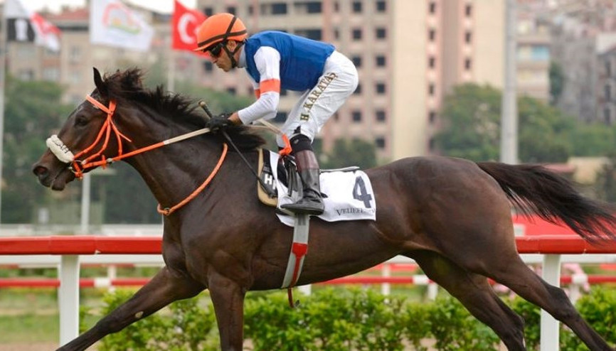 Halis Karataş, Dubai’de mahsur kaldı