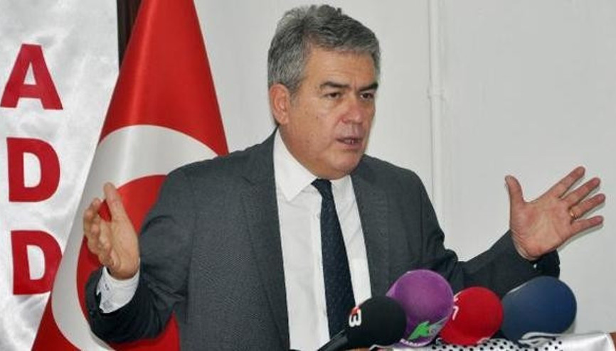 Süheyl Batum istifa etti