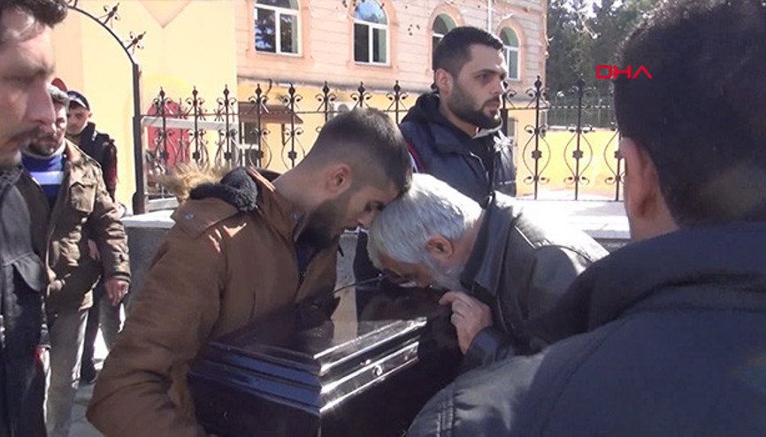 Yanarak ölen Cemal bebek toprağa verildi