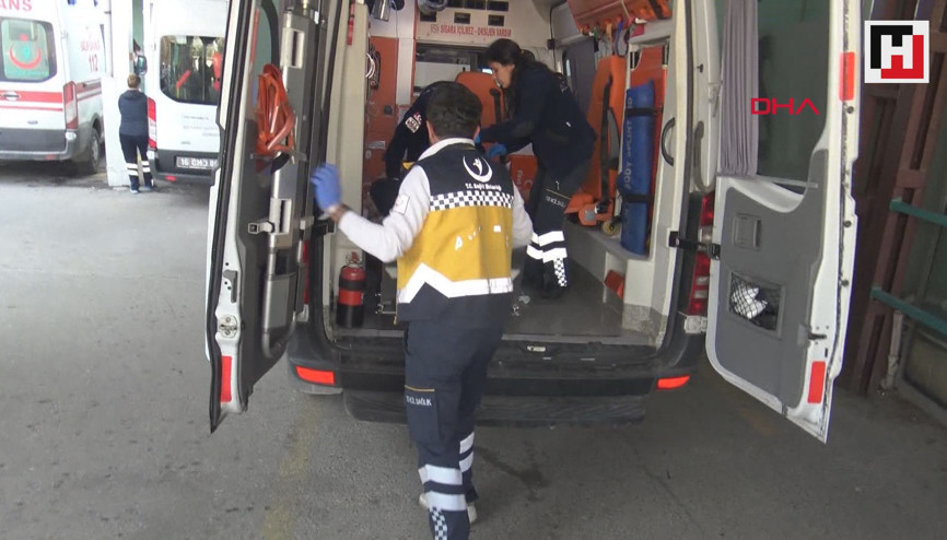 Bursada üzerine televizyon fırlatan arkadaşını bıçakladı Bursada üzerine televizyon fırlatan arkadaşını bıçakladı