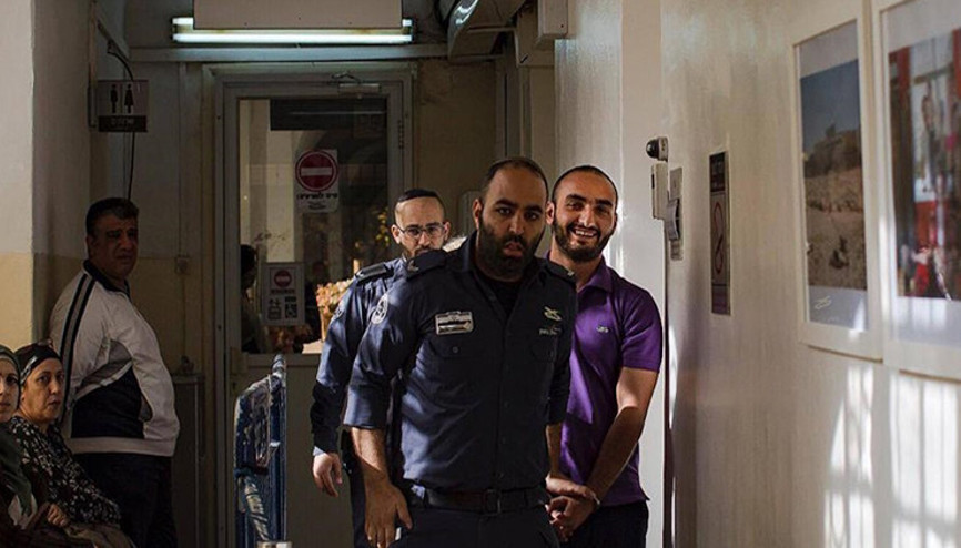 İsrail AA foto muhabirini sınır dışı etmeye çalışıyor