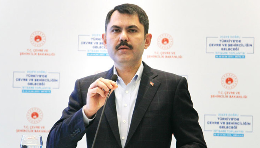 Emlak Bank döndü