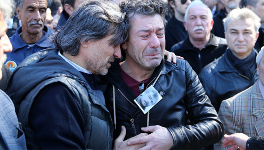 Gözyaşlarını tutamadılar Aytaç Arman son yolculuğuna uğurlandı