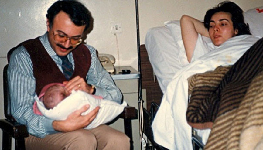 3 Mart 1990... İlkyaz’ı kucağıma aldığım ilk an 3 Mart 1990... İlkyaz’ı kucağıma aldığım ilk an