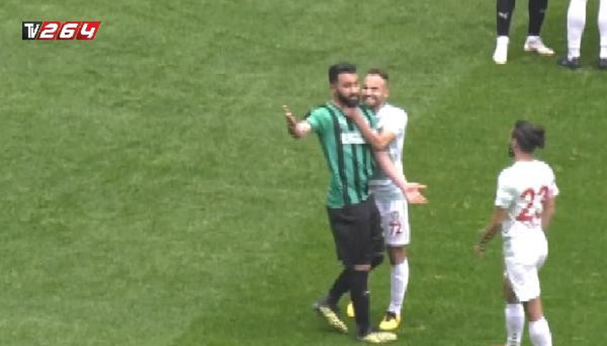 Sakaryasporlu futbolcuların şikayeti sonrası polis soruşturma başlattı Sakaryasporlu futbolcuların şikayeti sonrası polis soruşturma başlattı