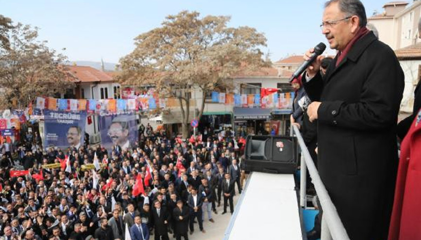 Özhaseki Nallıhan mitingine katıldı