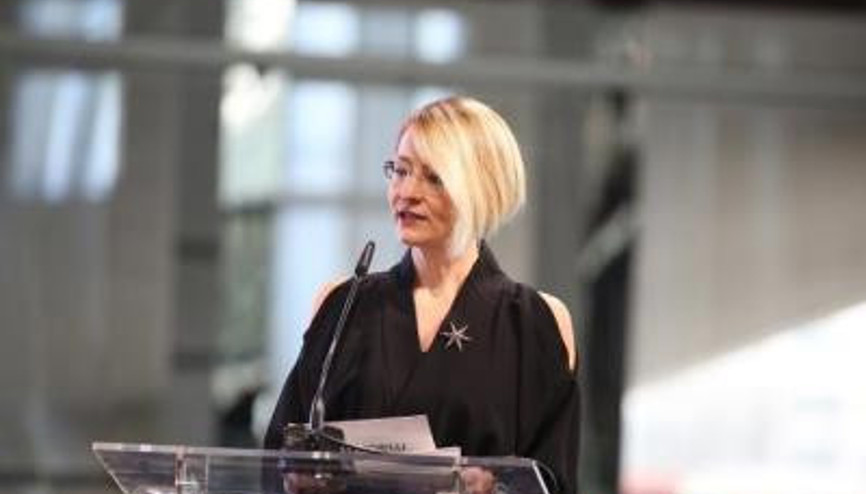 En büyük sorumluluk, iş dünyasına düşüyor