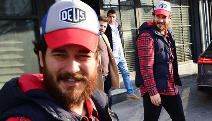 Ünlü oyuncu tanınmaz halde