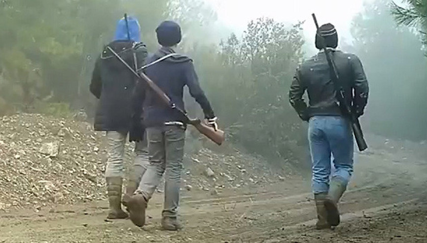Fotokapana yakalandılar