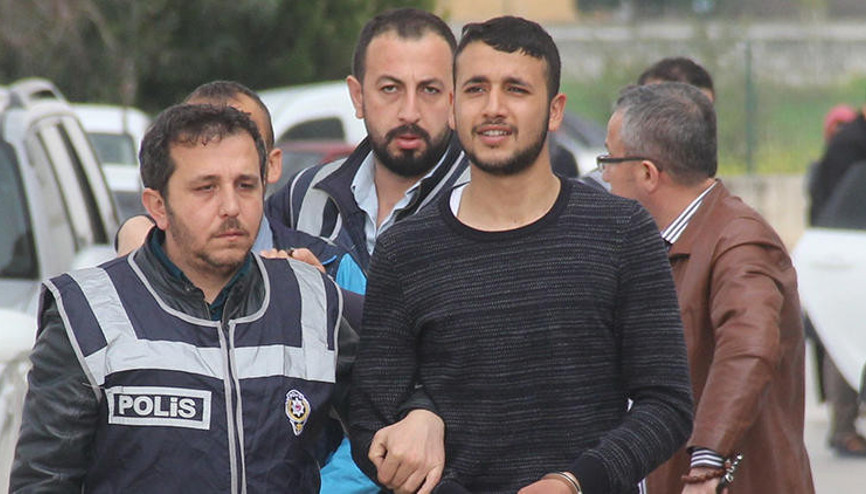 Halayda yan bakma kavgası