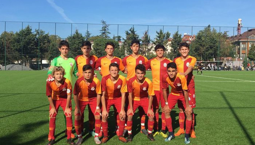 Florya ünlü futbolcunun oğlunu konuşuyor
