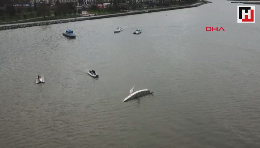 Haliçte yelkenli battı