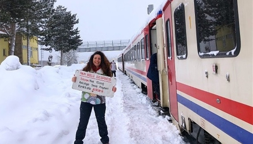 Bir Doğu Masalı: Van Gölü Ekspresi Bir Doğu Masalı: Van Gölü Ekspresi