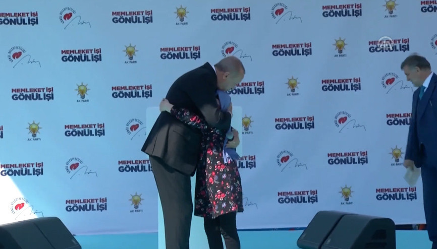 Şevval kızımızın mektubuna cevap veremedim, bizzat çıkıp geldim