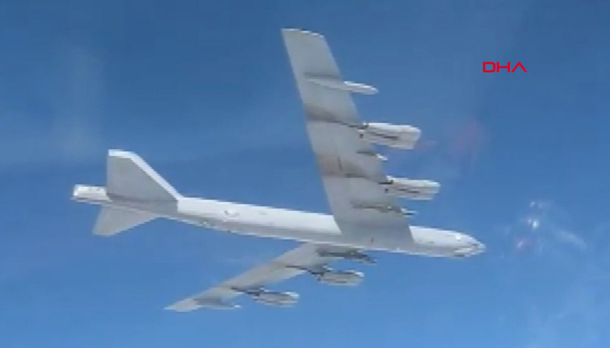 Rusya Amerikan B-52 savaş uçağına önleme uçuşu yapıldı