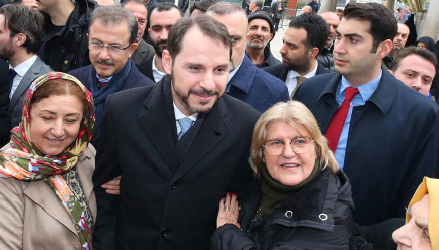 Beka seçimi kelimesinin önemini böyle dile getirdi: Belediyelerin imkanlarını teröre destek vermek amacıyla kullandılar