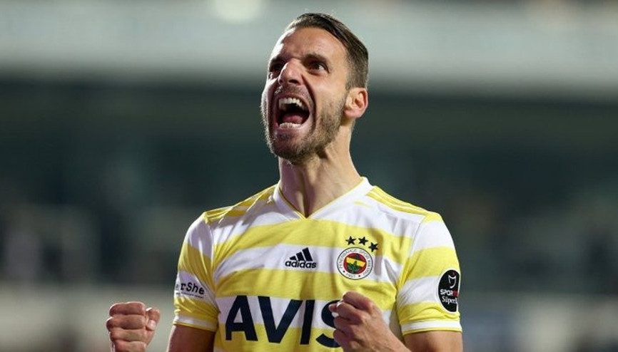 Roberto Soldado kendi kendini imha etti