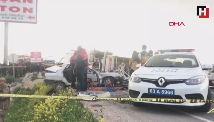 Minibüsten ayrılan römork otomobile çarptı