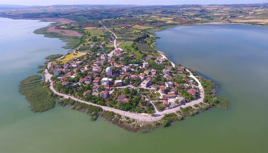 Avrupa Leylek Köyü Eskikarağaç turist akınına uğruyor