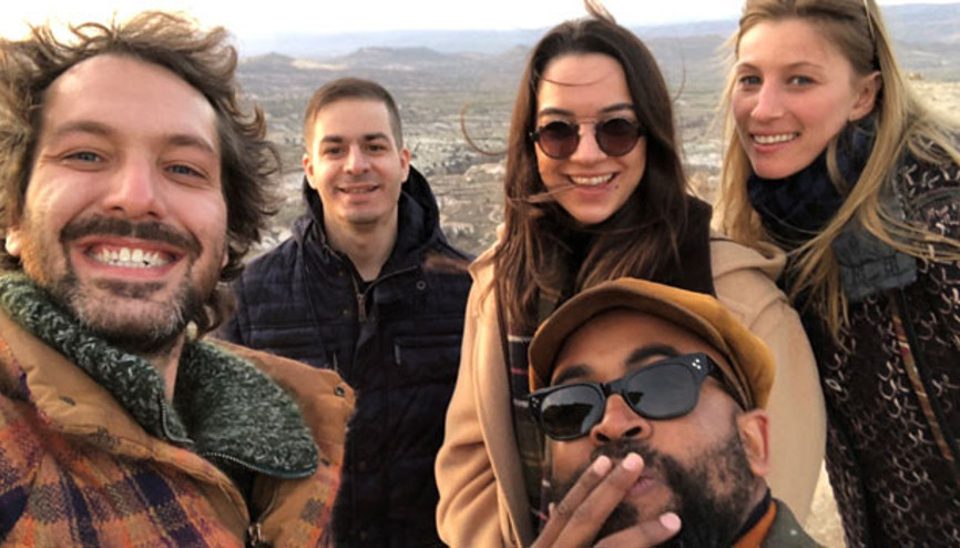 Tara Missoni ailesiyle buluştu