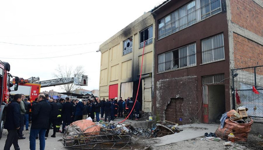 Beş işçi yangın kurbanı