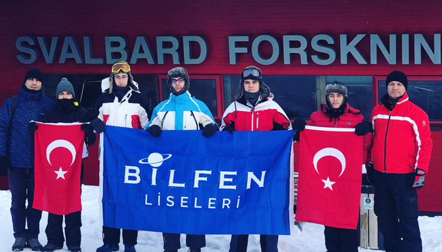 Liseliler, Kuzey Kutbu’ndaki istasyonlarını yeniledi Liseliler, Kuzey Kutbu’ndaki istasyonlarını yeniledi