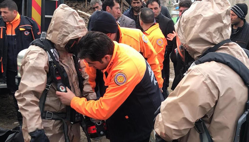 Kars‘ta 8 kişi civadan zehirlendi Kars‘ta 8 kişi civadan zehirlendi