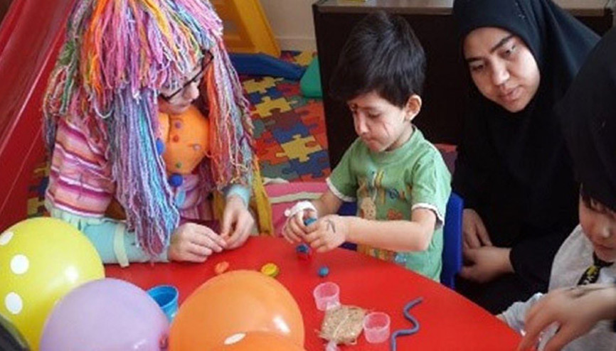 Üniversite öğrencilerinden hasta çocuklara sürpriz