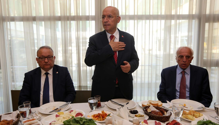 ‘Kapılarınızı açın’ nasihati